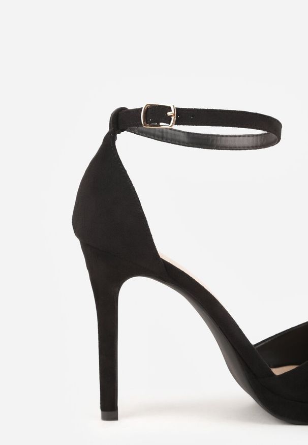 Renee - Czarne Szpilki z Imitacji Zamszu z Zapięciem na Klamerkę przy Pasku Odesei. Zapięcie: pasek. Kolor: czarny. Materiał: zamsz. Obcas: na szpilce. Styl: elegancki. Wysokość obcasa: wysoki