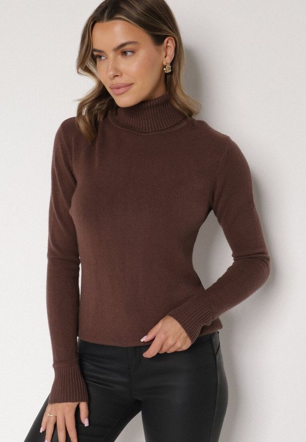 Born2be - Brązowy Sweter z Golfem z Domieszką Kaszmiru i Wiskozy Zaisma. Okazja: na co dzień. Typ kołnierza: golf. Kolor: brązowy. Materiał: wiskoza, kaszmir. Długość rękawa: długi rękaw. Długość: długie. Styl: casual, elegancki