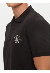 Calvin Klein Jeans Polo Monologo J30J325664 Czarny Regular Fit. Typ kołnierza: polo. Kolor: czarny. Materiał: bawełna