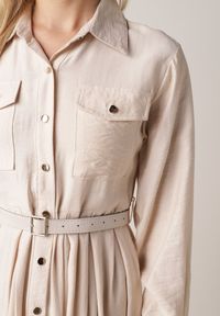 Born2be - Beżowa Wiskozowa Sukienka Koszulowa z Paskiem Andranassa. Okazja: na co dzień. Kolor: beżowy. Materiał: wiskoza. Wzór: aplikacja. Typ sukienki: koszulowe. Styl: casual, elegancki #3