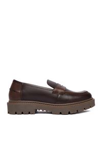 Loafersy Lasocki. Kolor: brązowy #1