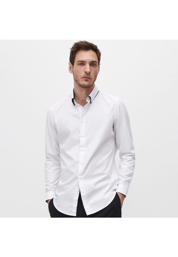 Reserved - Koszula slim fit w drobny wzór - Biały. Kolor: biały
