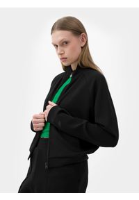 4f - Bluza dresowa rozpinana bez kaptura damska. Typ kołnierza: bez kaptura. Kolor: czarny. Materiał: dresówka. Długość rękawa: raglanowy rękaw. Wzór: gładki #2