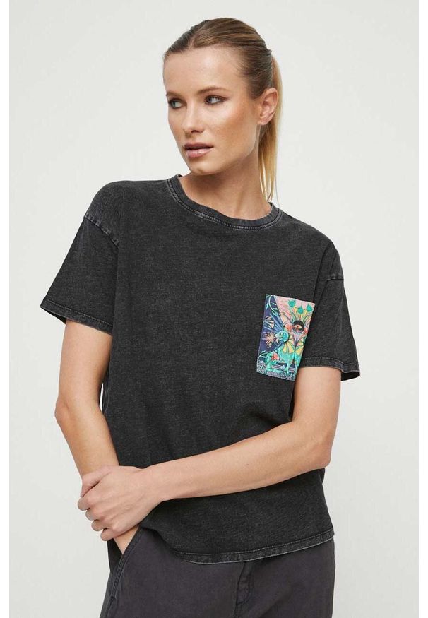 medicine - Medicine t-shirt bawełniany kolor szary. Kolor: szary. Materiał: bawełna. Długość rękawa: krótki rękaw. Długość: krótkie. Wzór: nadruk. Styl: klasyczny