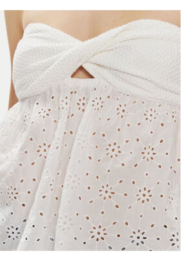 Gina Tricot Top 22678 Biały Regular Fit. Kolor: biały. Materiał: bawełna