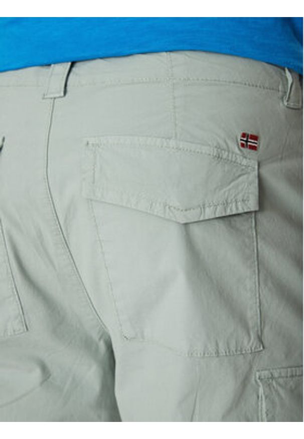 Napapijri Szorty materiałowe N-Horton NP0A4HOS Zielony Regular Fit. Kolor: zielony. Materiał: bawełna