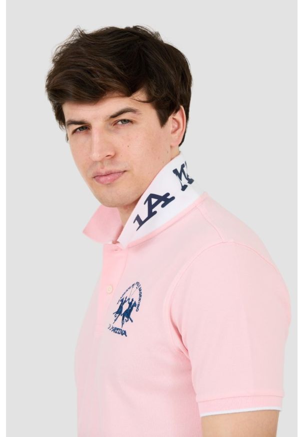 La Martina - LA MARTINA Różowe męskie polo z dużym logo, Rozmiar XL. Typ kołnierza: polo. Kolor: różowy