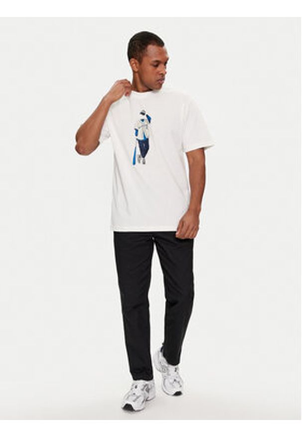 New Balance T-Shirt Basketball Style MT41577 Biały Relaxed Fit. Kolor: biały. Materiał: bawełna