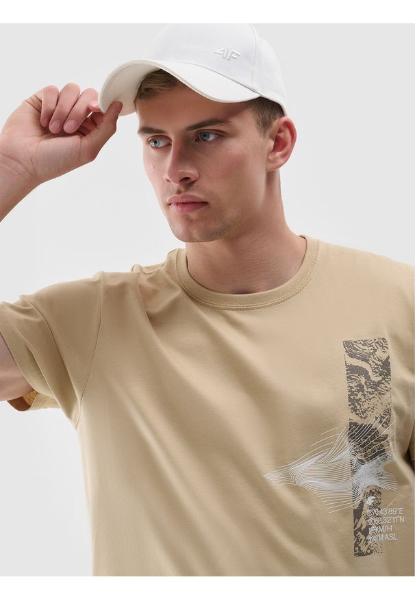 4f - 4F T-shirt z nadrukiem regular męski - beżowy L. Okazja: na co dzień. Kolor: beżowy. Materiał: dzianina, jersey, bawełna. Wzór: nadruk. Styl: casual, klasyczny, sportowy