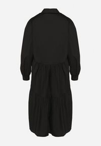 Born2be - Czarna Bawełniana Sukienka Koszulowa o Rozkloszowanym Kroju Olenias. Okazja: na co dzień. Kolor: czarny. Materiał: bawełna. Typ sukienki: koszulowe. Styl: casual #5