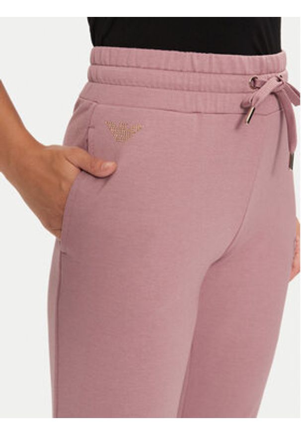 EA7 Emporio Armani Spodnie dresowe 8NTP66 TJ9RZ 1341 Fioletowy Regular Fit. Kolor: fioletowy. Materiał: wiskoza, syntetyk