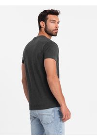 Ombre Clothing - Męski t-shirt z rozpinanym okrągłym dekoltem henley – czarny V4 - Rozmiar: XL. Okazja: na co dzień. Typ kołnierza: typu henley. Kolor: czarny. Materiał: poliester, bawełna. Styl: casual #5