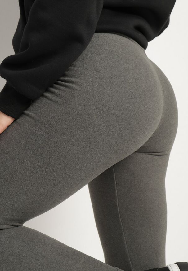 Born2be - Ciemnoszare Legginsy z Wysokim Stanem Ozdobione Aplikacją Batira. Okazja: na co dzień. Stan: podwyższony. Kolor: szary. Długość: długie. Wzór: aplikacja. Styl: casual