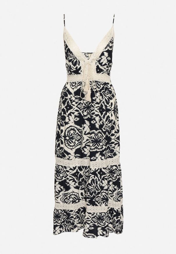 Born2be - Granatowa Bawełniana Sukienka Rozkloszowana w Etniczny Wzór z Koronką Taliosha. Okazja: na co dzień. Typ kołnierza: dekolt w kształcie V. Kolor: niebieski. Materiał: bawełna, koronka. Długość rękawa: na ramiączkach. Wzór: koronka. Styl: casual, elegancki