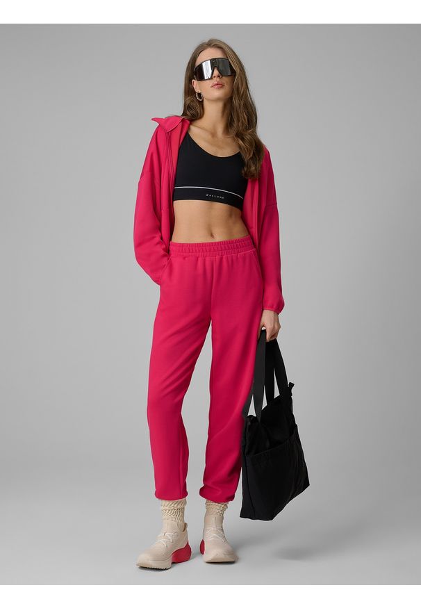 4f - 4F Bluza dresowa regular z kapturem damska - różowa XL. Okazja: na co dzień. Typ kołnierza: kaptur. Kolor: różowy. Materiał: dresówka. Styl: casual, klasyczny, sportowy