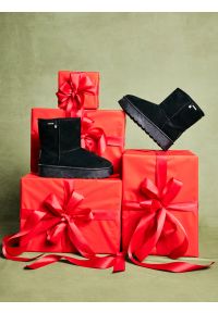 Big-Star - śniegowce damskie na podwyższonej podeszwie wsuwane czarne OO274898 906. Okazja: na co dzień. Zapięcie: bez zapięcia. Kolor: czarny. Materiał: futro, tkanina. Styl: elegancki, casual #3