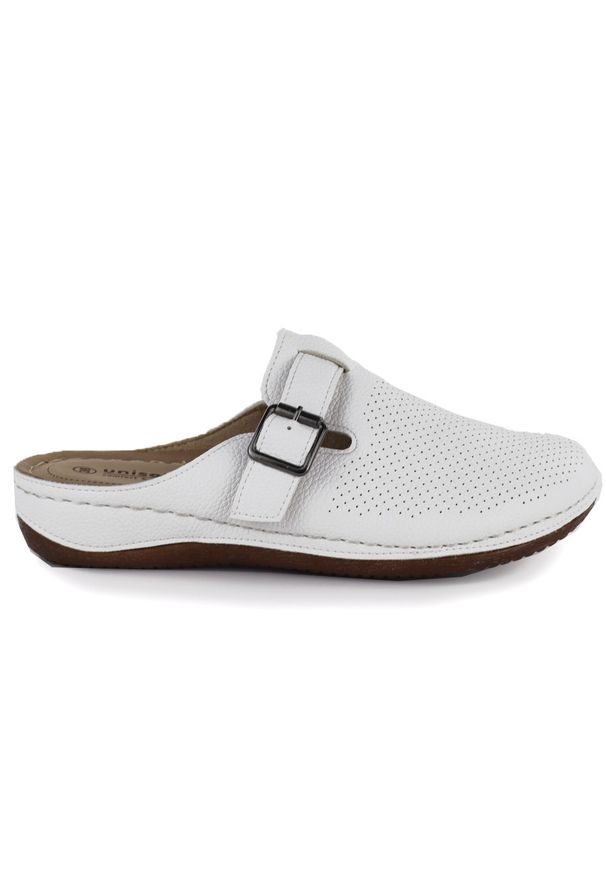 Klapki damskie zabudowane sanitarne białe Unisoft 9928. Kolor: biały. Materiał: skóra ekologiczna