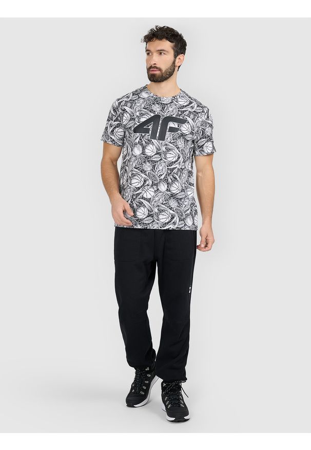 4f - 4F T-shirt regular z nadrukiem męski - czarny S. Okazja: na co dzień. Kolor: czarny. Materiał: materiał, dzianina, bawełna. Wzór: nadruk. Styl: casual