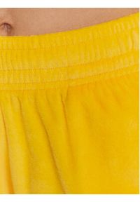 Champion Szorty sportowe 116258 Żółty Regular Fit. Kolor: żółty. Materiał: bawełna