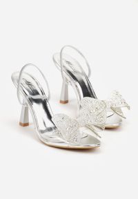 Renee - Srebrne Transparentne Sandały na Klepsydrowej Szpilce z Kokardą i Cyrkoniami Feralia. Okazja: na imprezę. Kolor: srebrny. Materiał: jeans. Sezon: wiosna. Styl: elegancki #6