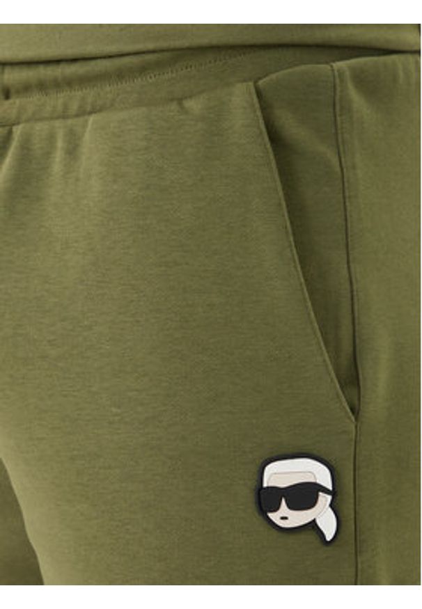Karl Lagerfeld - KARL LAGERFELD Szorty sportowe 705019 562900 Zielony Regular Fit. Kolor: zielony. Materiał: bawełna. Styl: sportowy