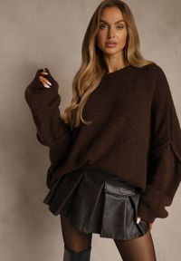 Renee - Brązowy Sweter Oversize z Wełną i Wiskozą Fedolina. Okazja: na co dzień. Kolor: brązowy. Materiał: wełna, wiskoza. Styl: casual #5