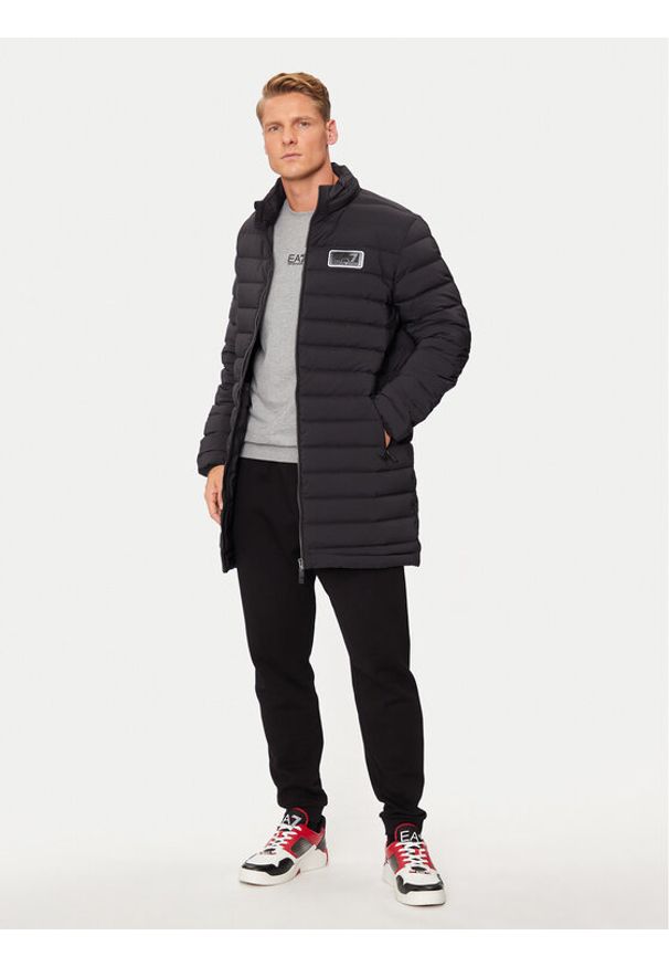 EA7 Emporio Armani Płaszcz zimowy 6DPK12 PNHAZ 1200 Czarny Regular Fit. Kolor: czarny. Materiał: syntetyk. Sezon: zima