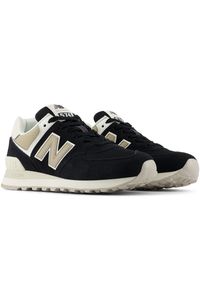 Buty damskie New Balance WL574DK2 – czarne. Kolor: czarny. Materiał: zamsz, skóra, bawełna, dresówka, materiał, syntetyk, guma. Szerokość cholewki: normalna. Model: New Balance 574 #5