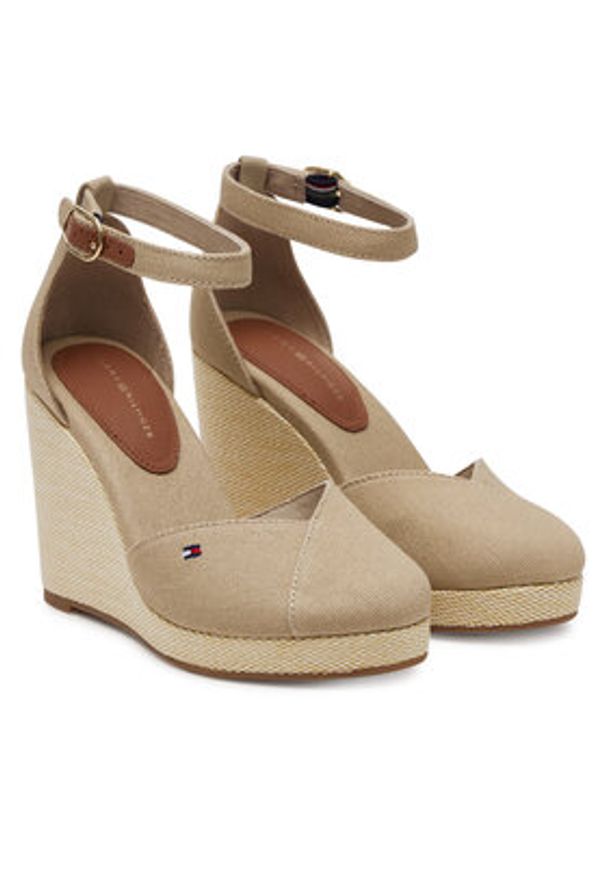 TOMMY HILFIGER - Tommy Hilfiger Półbuty Flag High Wedge Espad Closed Toe FW0FW08494 Beżowy. Kolor: beżowy. Materiał: materiał