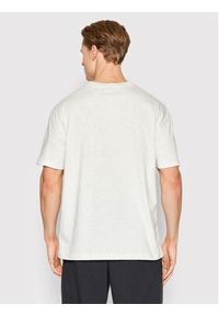 New Balance T-Shirt Unisex UT21503 Szary Relaxed Fit. Kolor: szary. Materiał: bawełna #10
