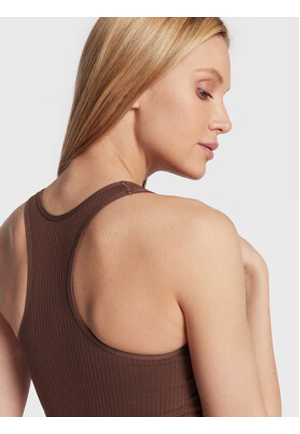 Gina Tricot Top Sky Seamsless 16533 Brązowy Slim Fit. Kolor: brązowy. Materiał: syntetyk