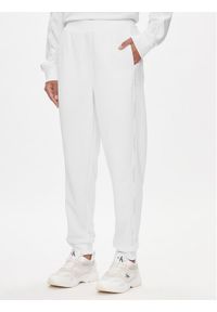 Calvin Klein Performance Spodnie dresowe 00GWS4P656 Biały Relaxed Fit. Kolor: biały. Materiał: syntetyk #1