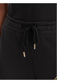 Versace Jeans Couture Spodnie dresowe 80HAAT02 CF01T Czarny Regular Fit. Kolor: czarny. Materiał: bawełna #2
