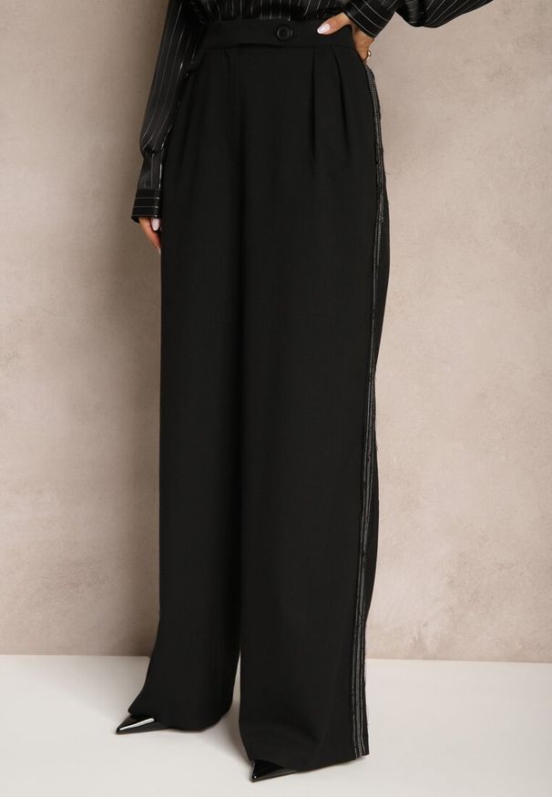 Renee - Czarne Spodnie z Wiskozą o Szerokim Kroju z Imitacją Kieszeni Zinnithria. Okazja: na co dzień. Kolor: czarny. Materiał: wiskoza. Styl: casual, elegancki