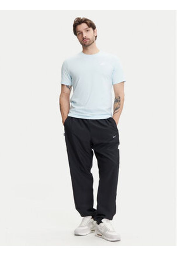 Nike T-Shirt Sportswear Club AR4997 Błękitny Regular Fit. Kolor: niebieski. Materiał: bawełna