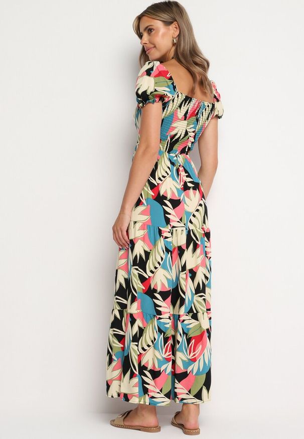 Born2be - Beżowo-Czarna Wiskozowa Sukienka w Kwiaty z Wiązaniem przy Dekolcie i Falbanką Meviera. Okazja: na co dzień, na randkę, na spacer. Kolor: czarny. Materiał: wiskoza. Wzór: kwiaty. Sezon: lato. Styl: casual