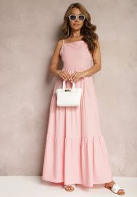 Renee - Różowa Sukienka o Rozkloszowanym Fasonie Wiązana i Wykończona Gumką z Tyłu Hililena. Okazja: na co dzień. Kolor: różowy. Styl: elegancki, casual #5