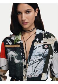 Desigual Sukienka koszulowa Collage 25SWVW45 Kolorowy Regular Fit. Materiał: wiskoza. Wzór: kolorowy. Typ sukienki: koszulowe