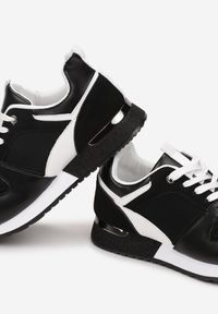 Renee - Czarne Sneakersy Seren. Zapięcie: sznurówki. Kolor: czarny. Materiał: jeans, dresówka. Szerokość cholewki: normalna. Wzór: aplikacja #6