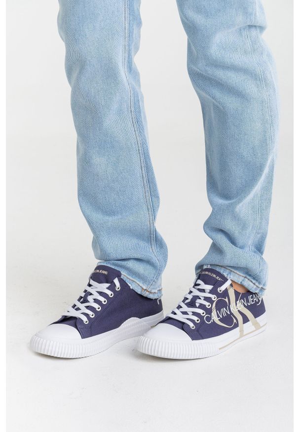 Calvin Klein Jeans - TRAMPKI IVANO calvin klein jeans. Wzór: kolorowy