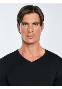Big-Star - Koszulka męska v-neck z bawełny supima czarna Supiclassicov 906. Kolor: czarny. Materiał: bawełna. Długość: długie. Styl: klasyczny #4