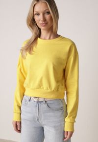 Born2be - Żółta Bluza z Dodatkiem Bawełny Wykończona Ściągaczami Evilaya. Okazja: na co dzień. Kolor: żółty. Materiał: bawełna. Długość rękawa: długi rękaw. Długość: długie. Styl: casual, sportowy #1