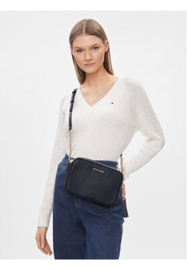 MICHAEL Michael Kors Torebka Jet Set 32F7GGNM8L Granatowy. Kolor: niebieski. Materiał: skórzane