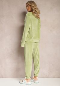Renee - Jasnozielony Welurowy Komplet Dresowy z Oversizową Bluzą i Spodniami Anitri. Kolor: zielony. Materiał: welur, dresówka
