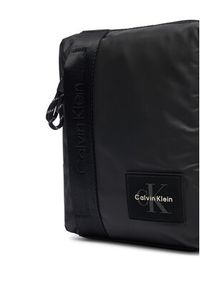 Calvin Klein Saszetka Rubberized Reporter LV04D3480G Czarny. Kolor: czarny. Materiał: materiał #2