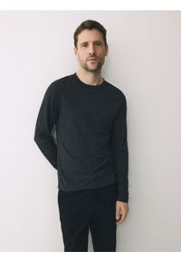 Reserved - Longsleeve z wełny merino - ciemnoszary. Kolor: szary. Materiał: wełna. Długość rękawa: długi rękaw #1