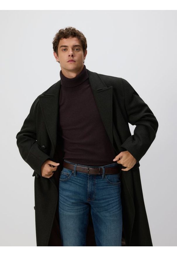 Reserved - Pasek z łączonych materiałów - bordowy. Kolor: czerwony. Materiał: materiał