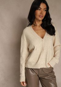 Renee - Beżowy Kardigan na Guziki z Domieszką Kaszmiru Vetiella. Okazja: na co dzień. Kolor: beżowy. Materiał: kaszmir. Styl: casual, elegancki #4