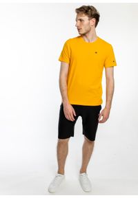 Koszulka Champion Premium Small C Logo T-Shirt (214674-OS030). Kolor: żółty. Materiał: materiał