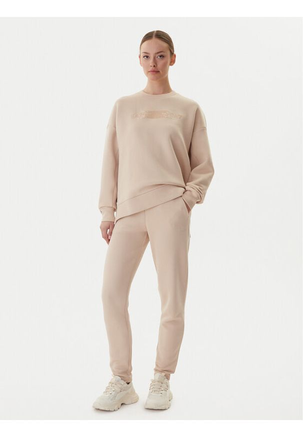 EA7 Emporio Armani Dres 7W000670 AF13151 U1046 Beżowy Regular Fit. Kolor: beżowy. Materiał: syntetyk